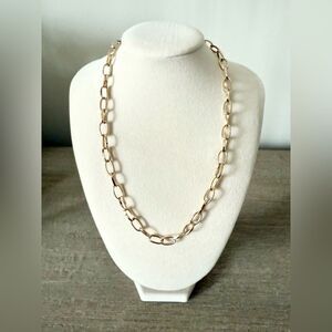 Flat Link Adjustable Necklace in Gold